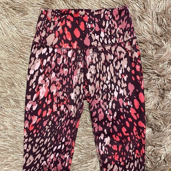 FILA High Rise Multicolor Black & Pink Leggings - Picture 2 of 9